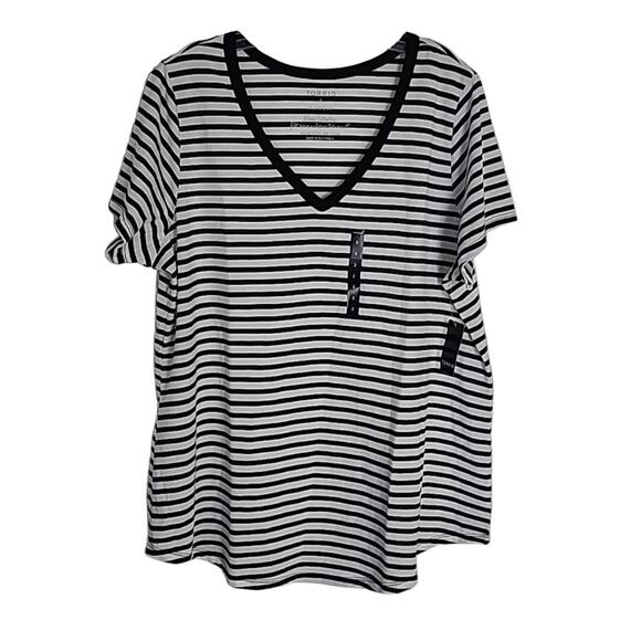 Torrid Black/White Girlfriend Signature Jersey V-neck Tee, NWT - Picture 1 of 7